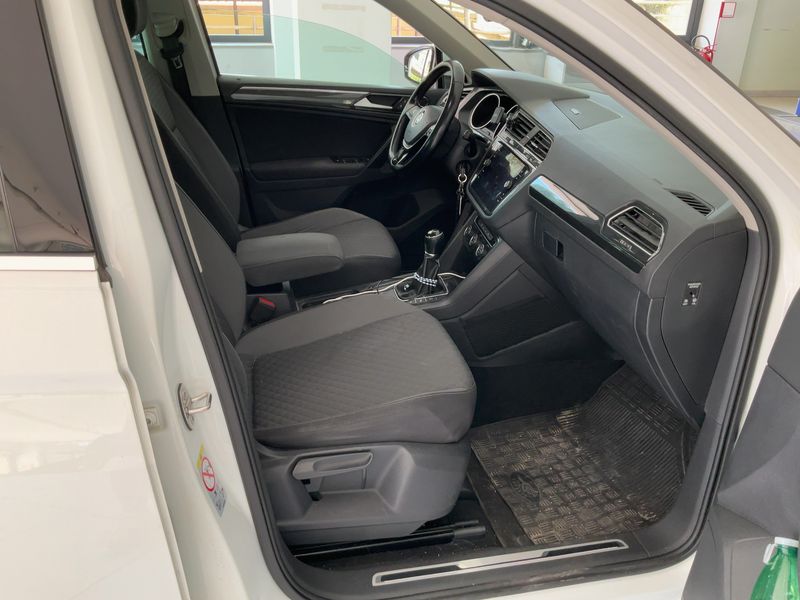 Volkswagen Tiguan 1.6 TDI Business BlueMotion Tech 2018 – снимка 16
