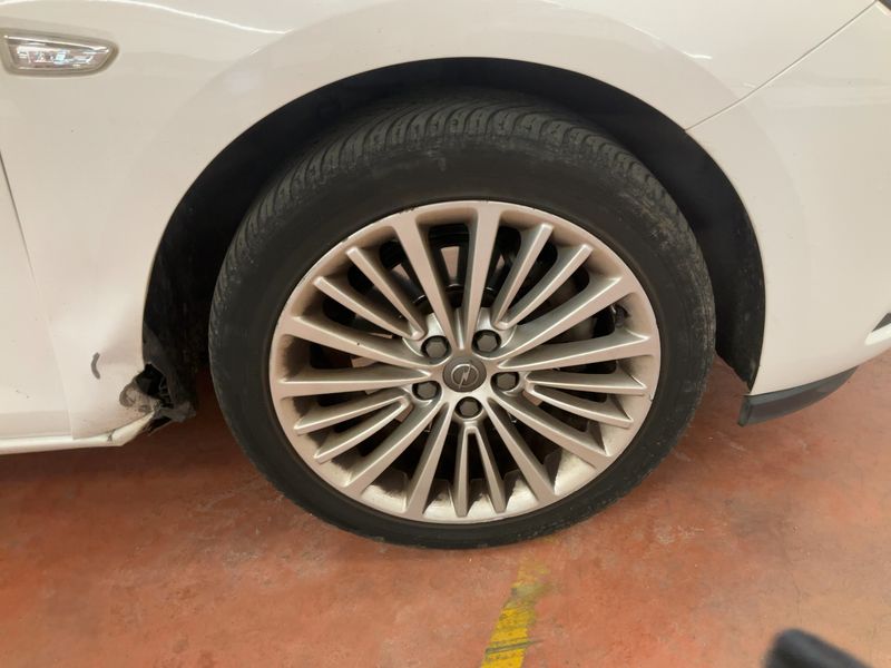 Opel Astra 1.6 CDTI DPF Innovation 2015 – снимка 20