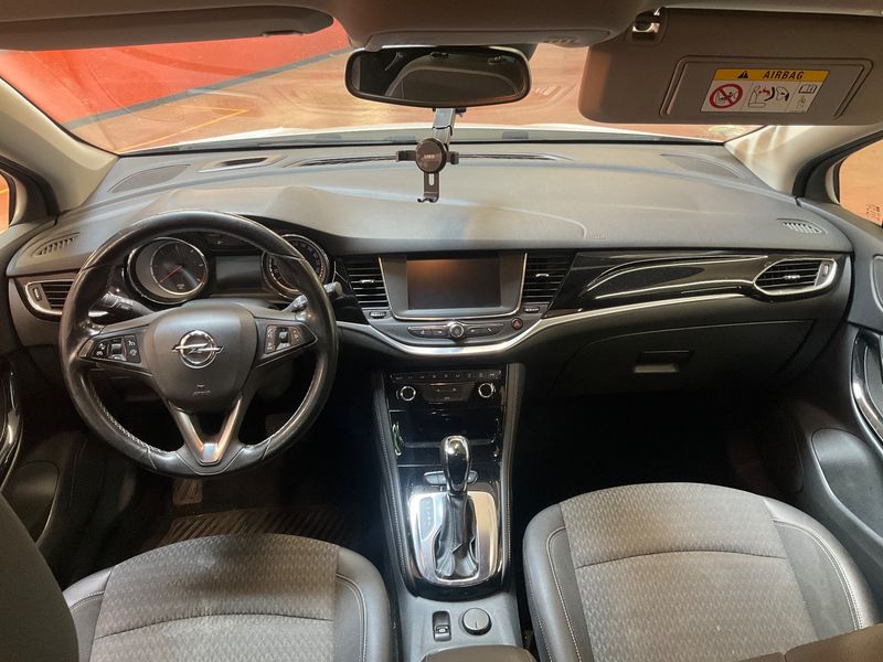 Opel Astra 1.6 CDTI DPF Innovation 2015 – снимка 12
