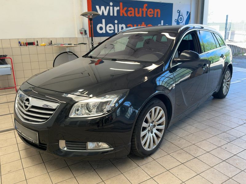 Opel Insignia Sports Tourer 2.0 CDTI Biturbo Sport 4x4 2012 – снимка 1