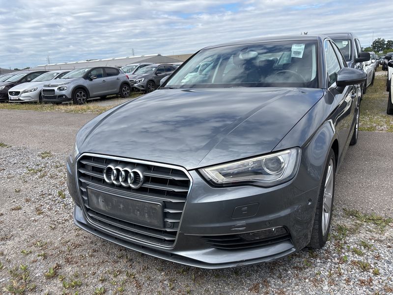 Audi A3 Limousine 2.0 TDI Ambition 2014 – снимка 1