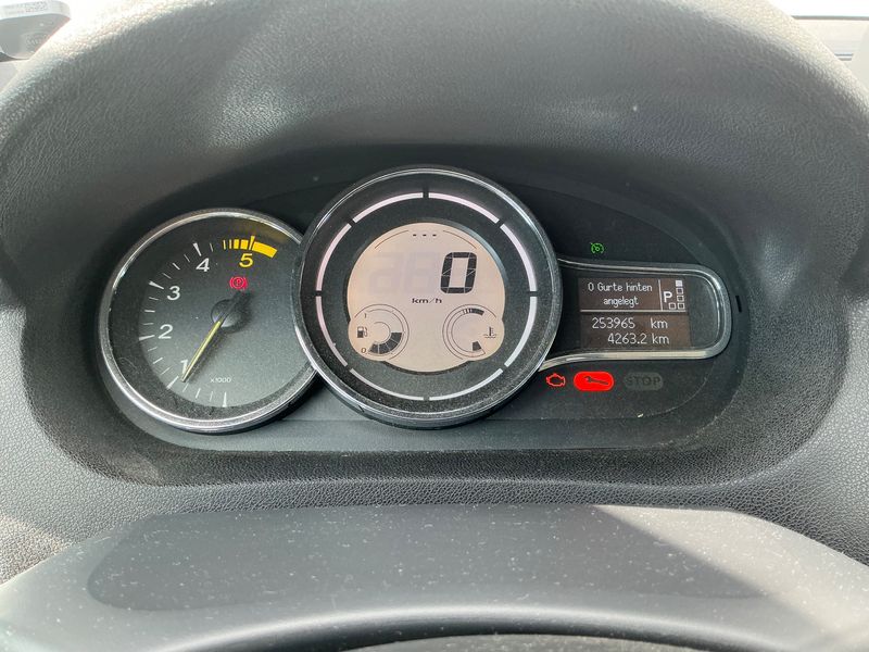 Renault Megane 1.5 dCi Dynamique 2011 – снимка 4