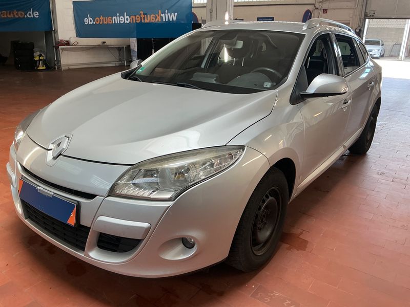 Renault Megane 1.5 dCi Dynamique 2011 – снимка 1