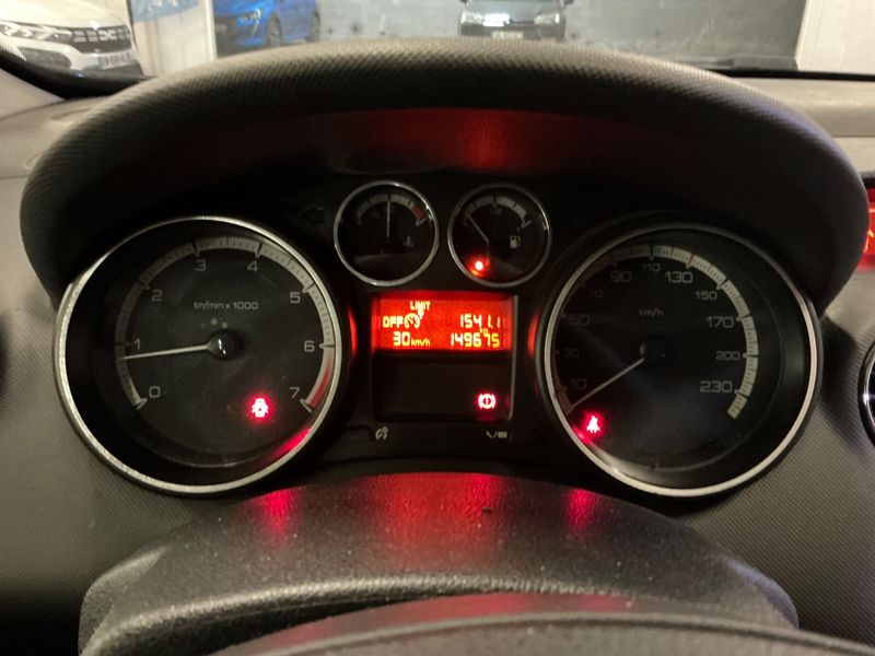 Peugeot 308 1.6 Confort 2008 – снимка 4