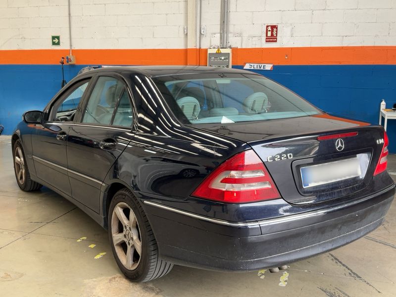 Mercedes-Benz C-Klasse C 220 CDI Avantgarde 2006 – снимка 6