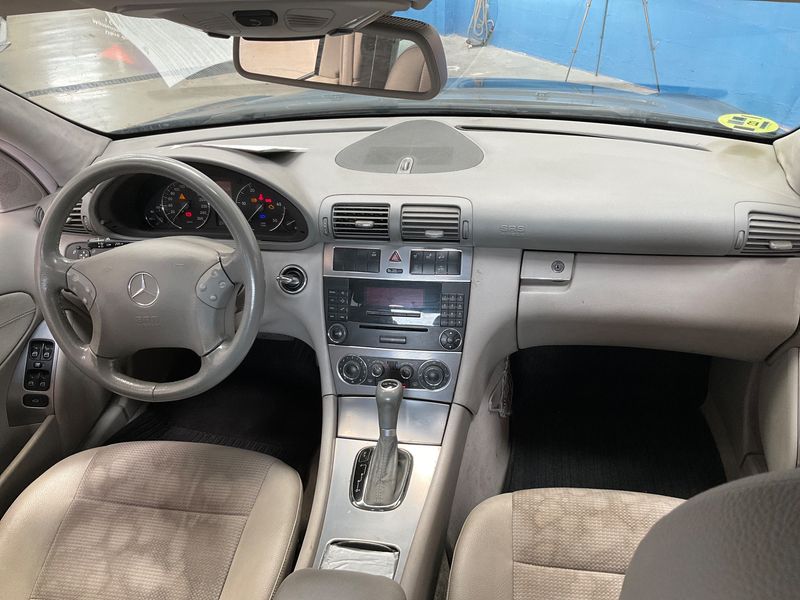 Mercedes-Benz C-Klasse C 220 CDI Avantgarde 2006 – снимка 17