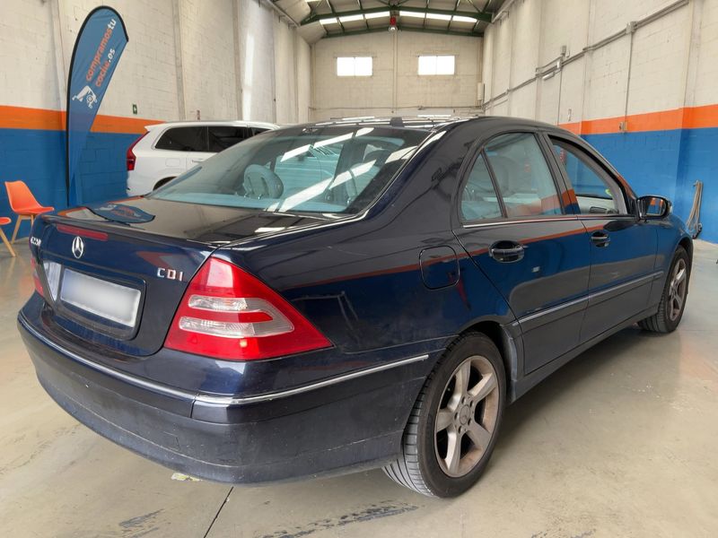 Mercedes-Benz C-Klasse C 220 CDI Avantgarde 2006 – снимка 8