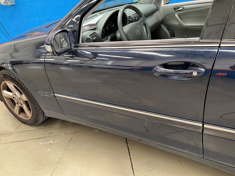 Mercedes-Benz C-Klasse C 220 CDI Avantgarde 2006 – снимка 36