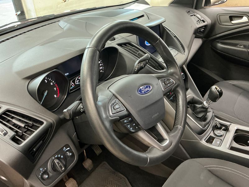 Ford Kuga 1.5 EcoBoost Cool&Connect 2019 – снимка 36