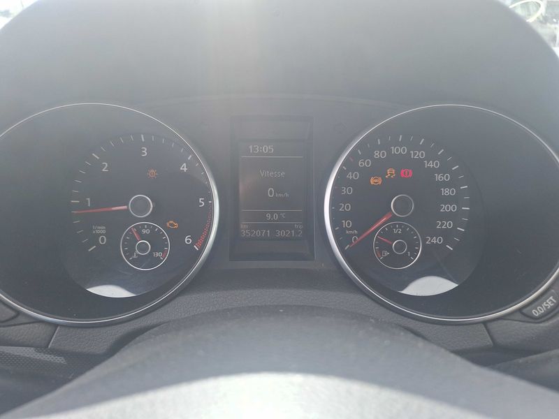 Volkswagen Golf VI 2.0 TDI Comfortline 2009 – снимка 12