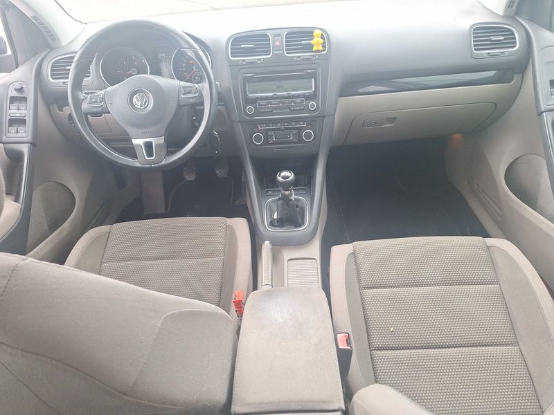 Volkswagen Golf VI 2.0 TDI Comfortline 2009 – снимка 11