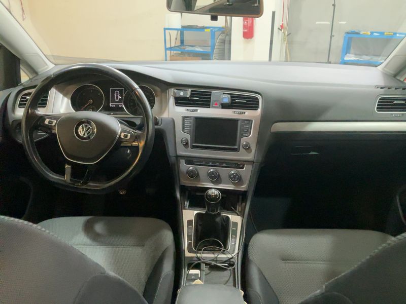 Volkswagen Golf VII 1.6 TDI Business BlueMotion Tech 2016 – снимка 17