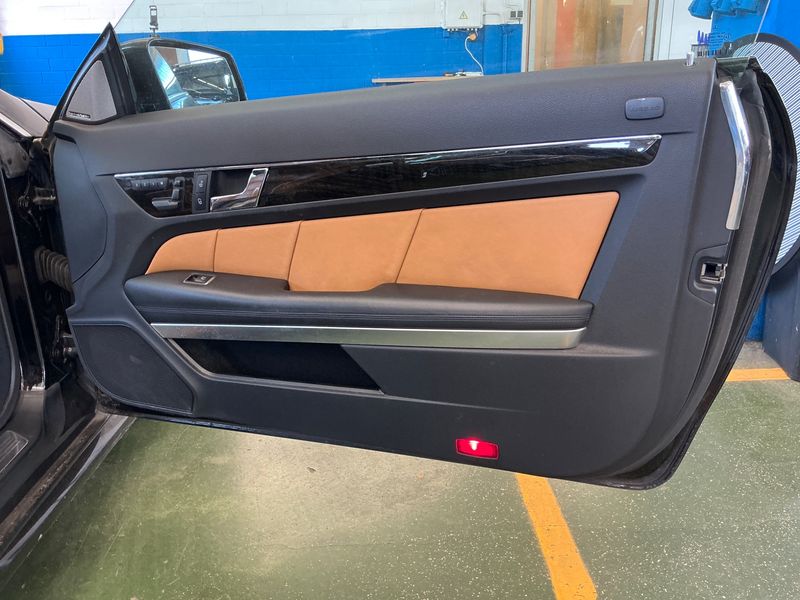 Mercedes-Benz E-Klasse E 500 CGI BlueEfficiency Avantgarde 2012 – снимка 25