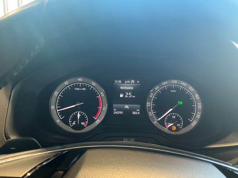 Skoda Karoq 1.5 TSI ACT Ambition 2022 – снимка 18
