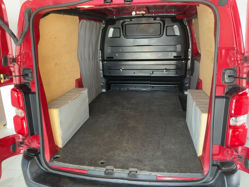 Peugeot Expert electric drive 100 kW Premium L2 2021 – снимка 15