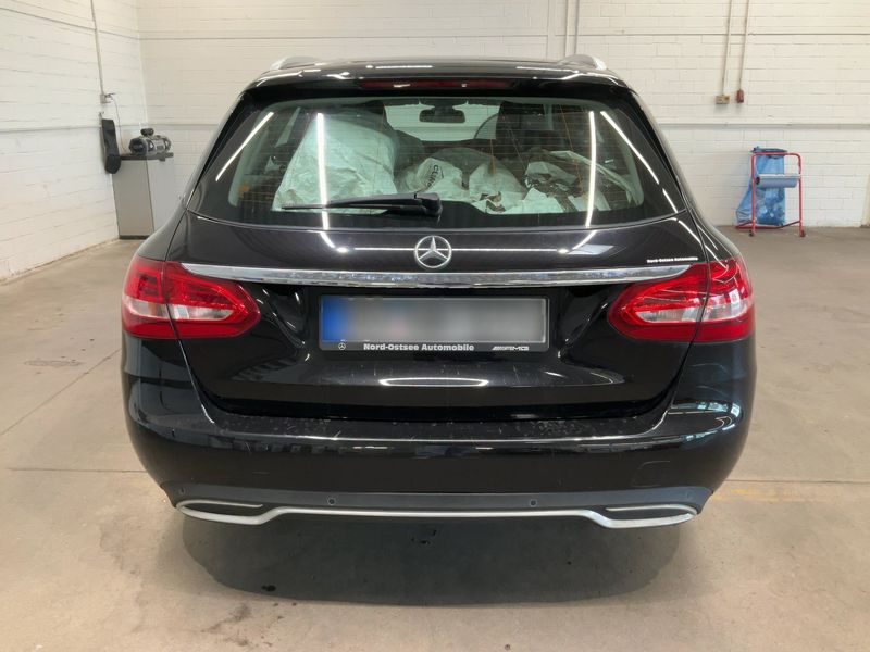 Mercedes-Benz C-Klasse C 180 CGI T Edition Exclusive 2016 – снимка 7