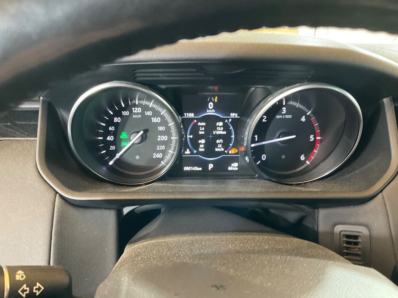 Land Rover Discovery 5 2.0 TD Sd4 SD4 SE 2018 – снимка 18