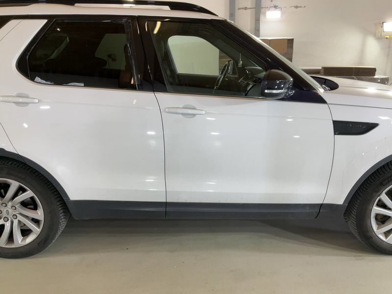 Land Rover Discovery 5 2.0 TD Sd4 SD4 SE 2018 – снимка 10