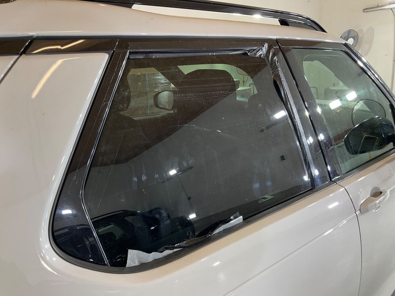Land Rover Discovery 5 2.0 TD Sd4 SD4 SE 2018 – снимка 23