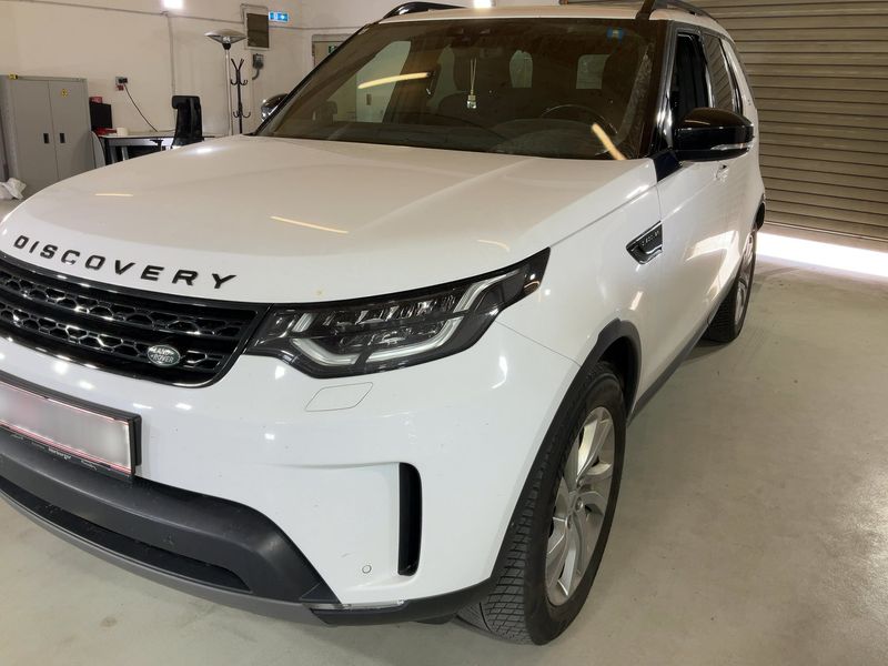 Land Rover Discovery 5 2.0 TD Sd4 SD4 SE 2018 – снимка 2