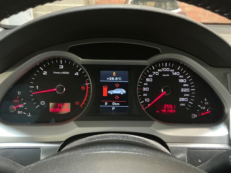 Audi A6 Allroad 3.0 V6 TDI 2011 – снимка 4