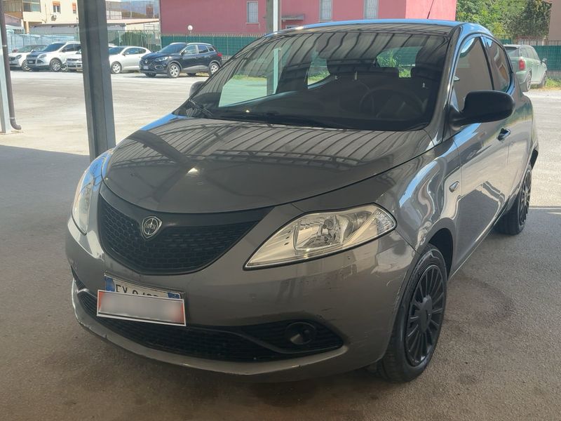 Lancia Ypsilon 1.2 Elefantino Blu 2019 – снимка 1