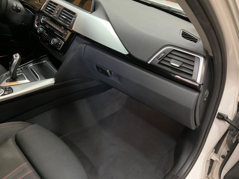 BMW 3er 320d Sport Line 2015 – снимка 22