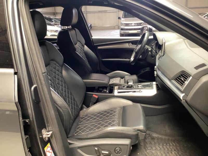 Audi Q5 55 TFSIe quattro sport 2020 – снимка 16