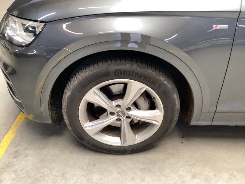 Audi Q5 55 TFSIe quattro sport 2020 – снимка 3