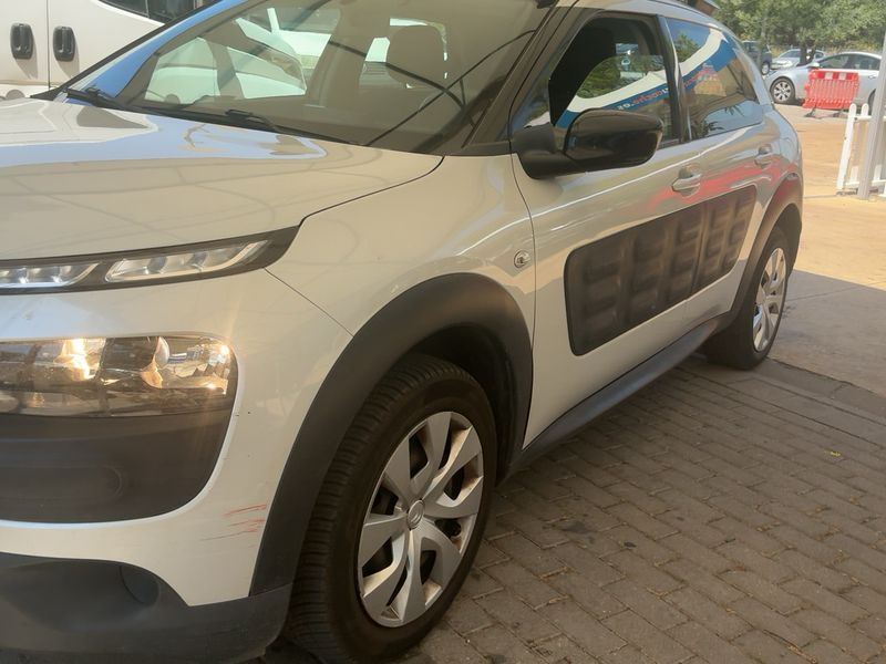 Citroen C4 Cactus 1.6 Blue-HDi Feel 2017 – снимка 2