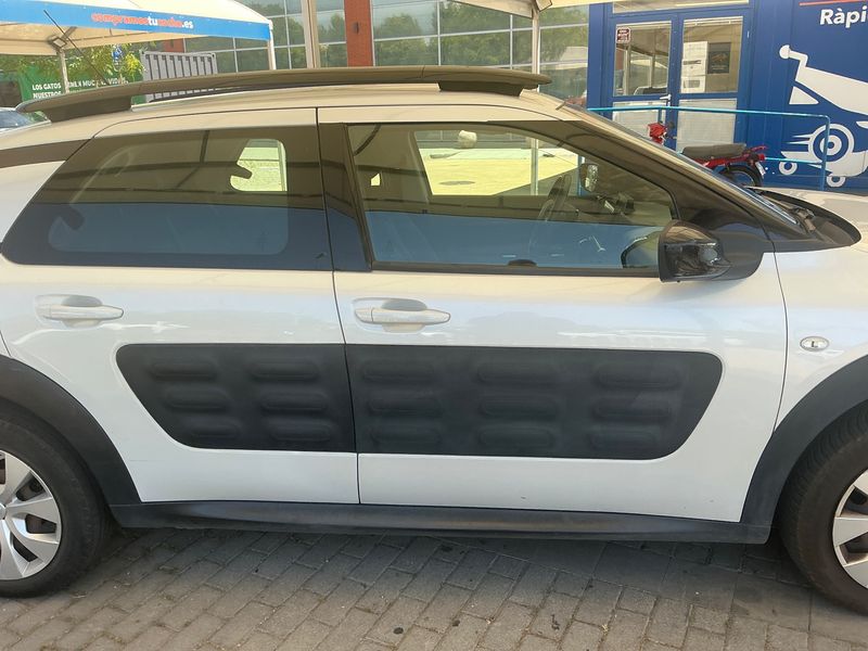Citroen C4 Cactus 1.6 Blue-HDi Feel 2017 – снимка 10
