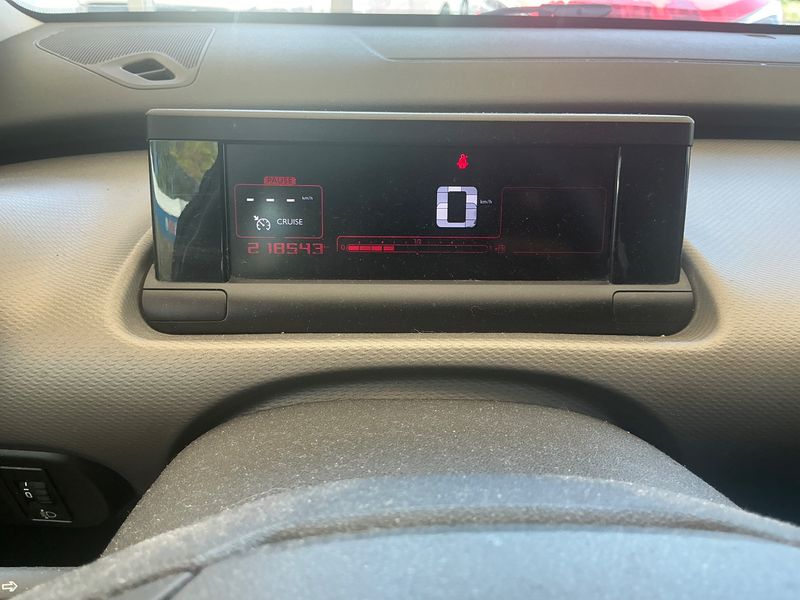 Citroen C4 Cactus 1.6 Blue-HDi Feel 2017 – снимка 18