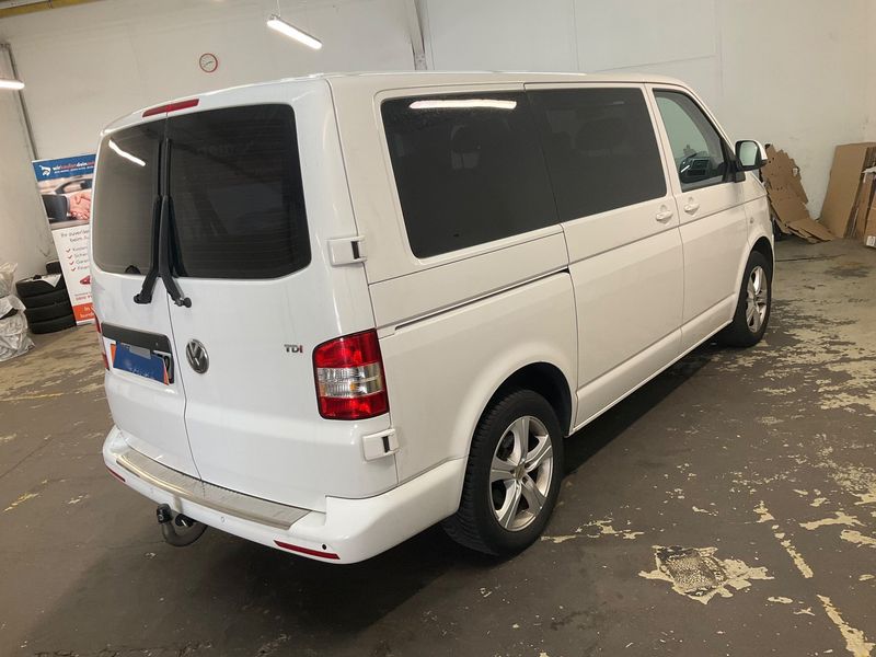 Volkswagen T5 Caravelle 2.0 TDI Comfortline 2012 – снимка 8