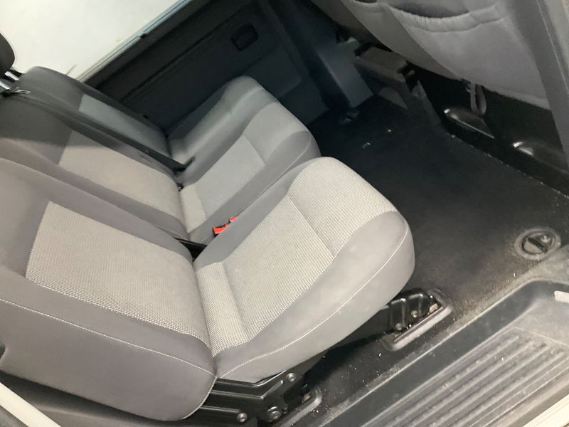 Volkswagen T5 Caravelle 2.0 TDI Comfortline 2012 – снимка 24