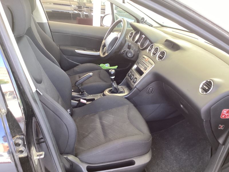 Peugeot 308 1.6 HDi Confort 2008 – снимка 3