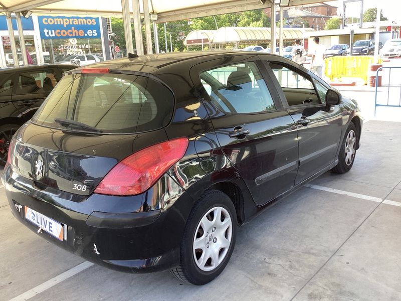 Peugeot 308 1.6 HDi Confort 2008 – снимка 2