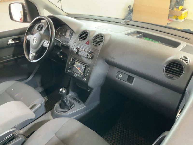 Volkswagen Caddy 1.6 TDI Trendline 2013 – снимка 17