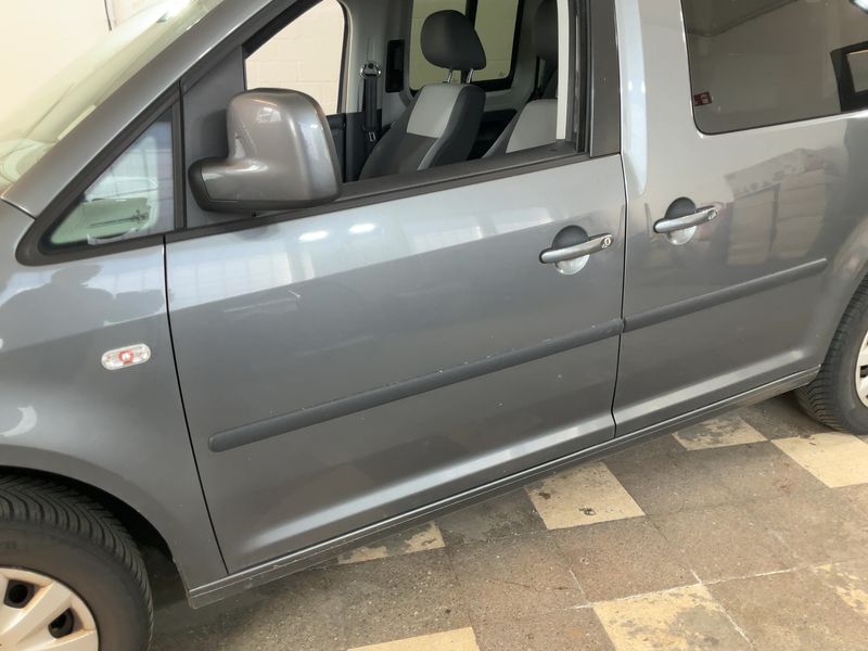 Volkswagen Caddy 1.6 TDI Trendline 2013 – снимка на щета 4