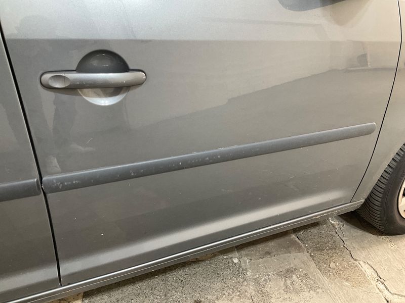 Volkswagen Caddy 1.6 TDI Trendline 2013 – снимка на щета 30