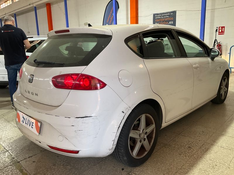 Seat Leon 1.9 TDI Reference 2010 – снимка 2