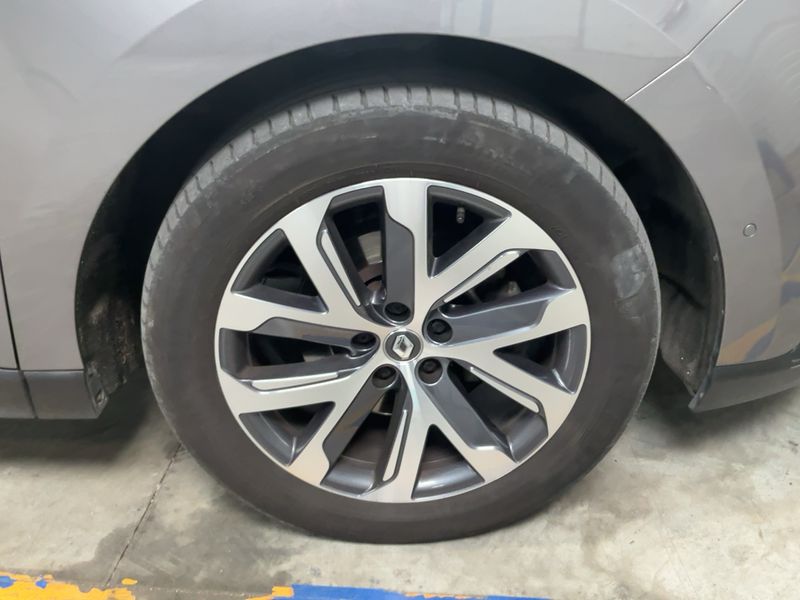 Renault Espace 1.6 dCi Energy Zen 2015 – снимка 11