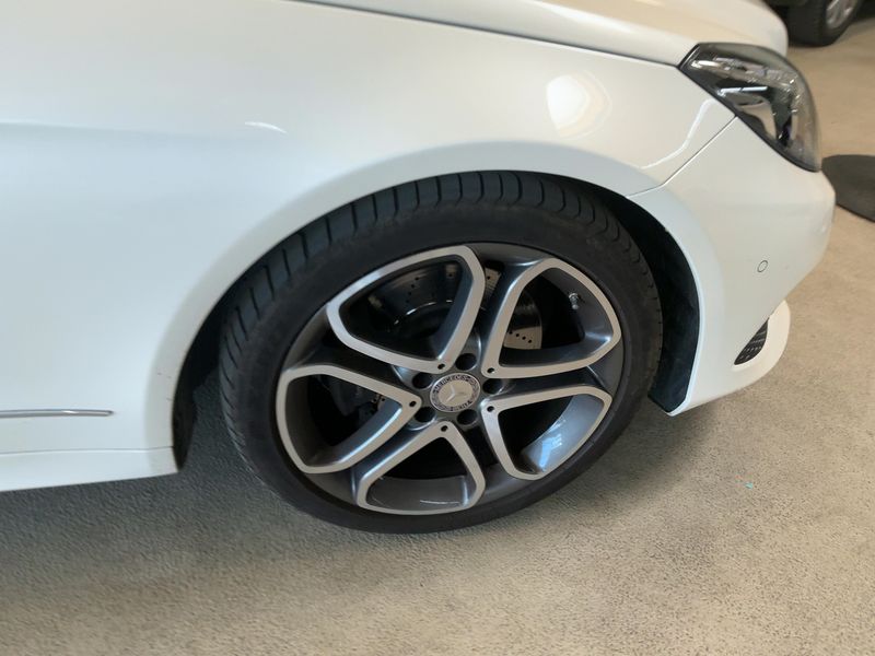 Mercedes-Benz E-Klasse E 200 CGI 2015 – снимка 11