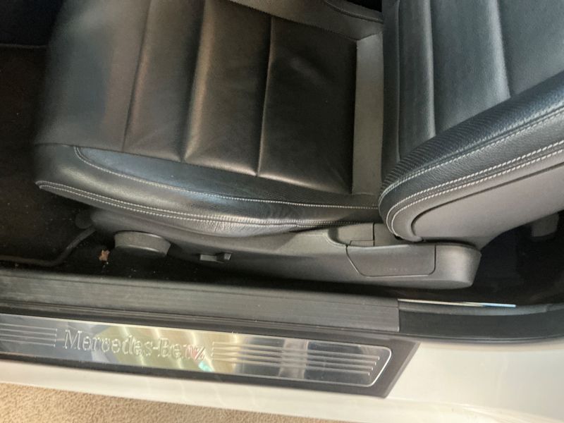 Mercedes-Benz E-Klasse E 200 CGI 2015 – снимка 22