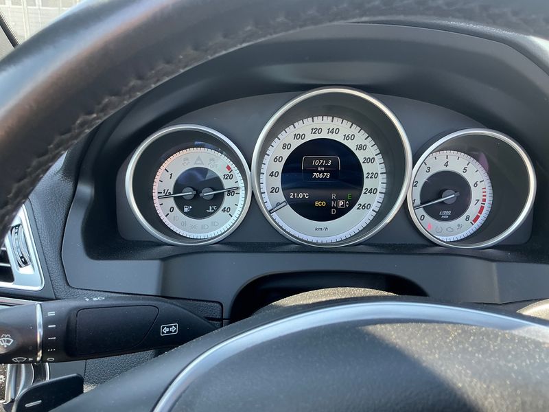 Mercedes-Benz E-Klasse E 200 CGI 2015 – снимка 18