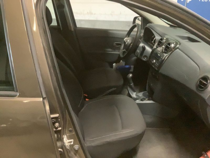 Dacia Logan MCV 0.9 TCe Silver Line 2018 – снимка 16