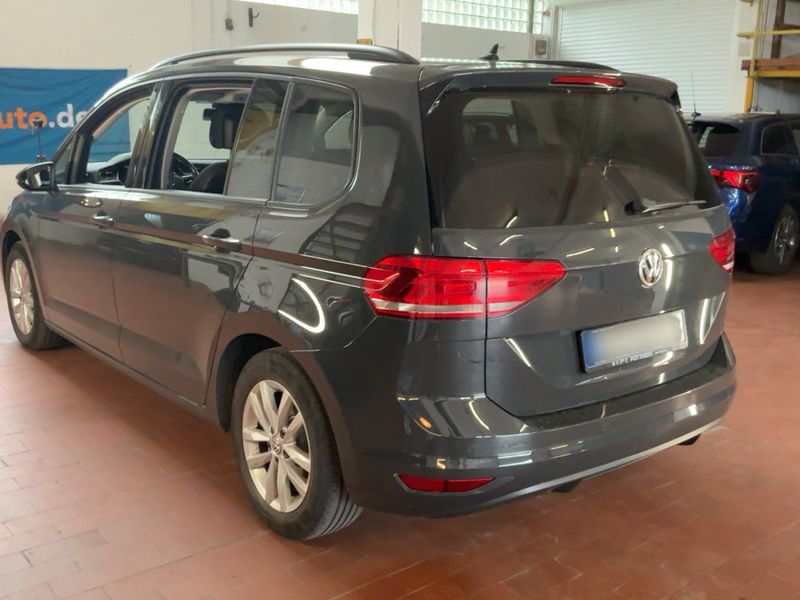 Volkswagen Touran 1.5 TSI ACT Comfortline BlueMotion Tech 2019 – снимка 6