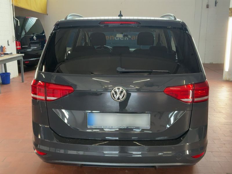 Volkswagen Touran 1.5 TSI ACT Comfortline BlueMotion Tech 2019 – снимка 7