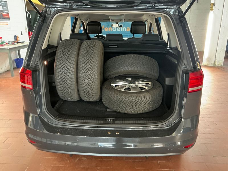 Volkswagen Touran 1.5 TSI ACT Comfortline BlueMotion Tech 2019 – снимка 16