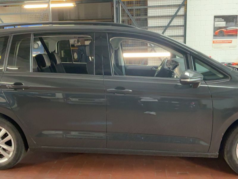 Volkswagen Touran 1.5 TSI ACT Comfortline BlueMotion Tech 2019 – снимка 10