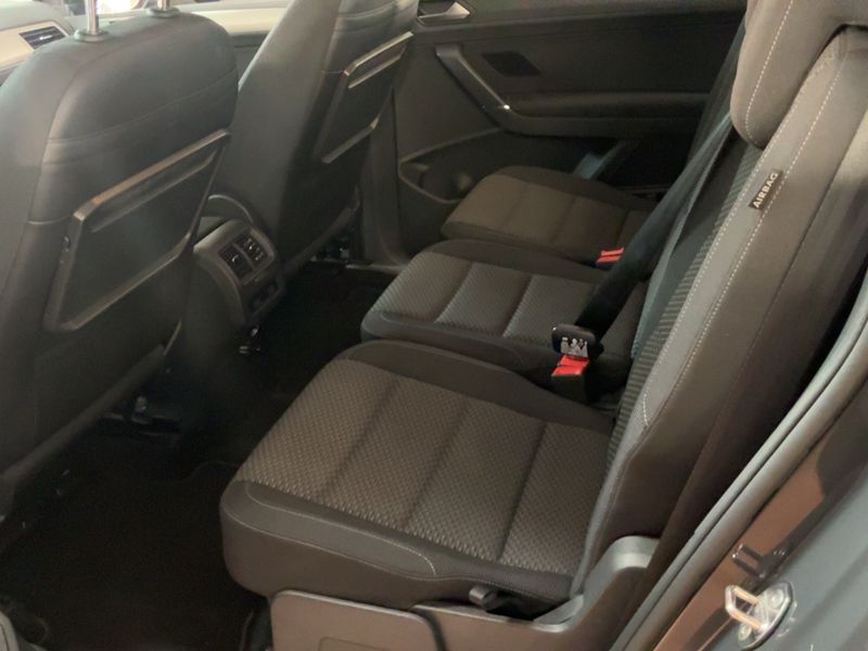 Volkswagen Touran 1.5 TSI ACT Comfortline BlueMotion Tech 2019 – снимка 20